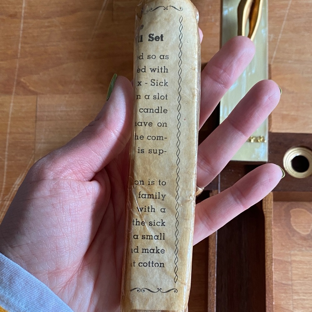 Vintage Wooden Crucifix Sick Call Kit with Gold Accents - Picture 9 of 16